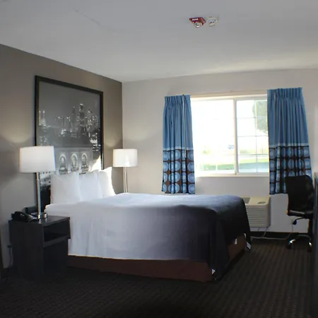 Super 8 By Wyndham Gardner Hotel Exterior photo
