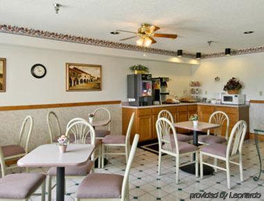 Super 8 By Wyndham Hotel
